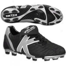 Kelme Champion TRX FG Soccer Cleat Youth Shoe in Black Silver Size 6 5