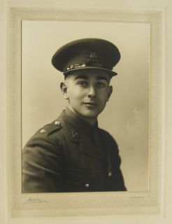 WWI Portrait 2nd Lieutenant The Buffs East Kent Regiment Howe Chatham