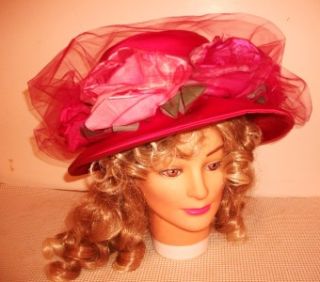 Vintage Vincent de Koven Original Ladies Pink Hat with Roses