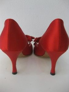 AUTH CHRISTIAN LACROIX LUXURIOUS RED SILK OPEN TOE SHOES. SIZE 36 NO