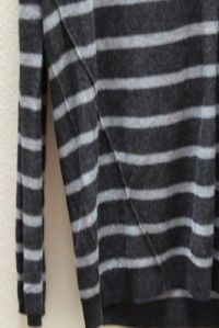 185 Vince Lasser Stripe Low Vee Neck Light Weight Sweater New Size S