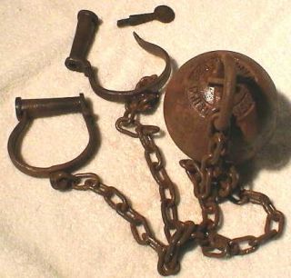 Leavenworth prison Levenworth Ball & and Chain iron s Leg HEAVY cuffs