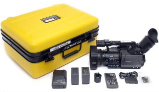 Panasonic AG DVX100B 3CCD Mini DV Camcorder w Hard Case