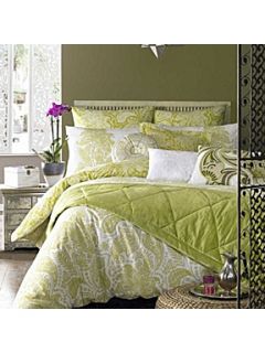 Elizabeth Hurley Persian Lime bed linen   