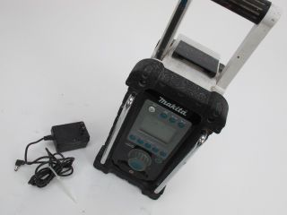 Makita BMR100 Jobsite Radio Cordless Corded Radio Battery Charger