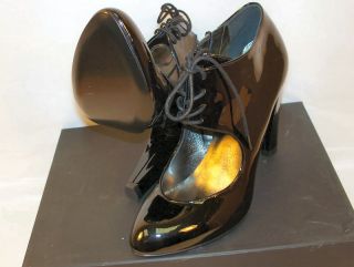 NEW IN THE BOX AUTHENTIC STOCK FROM MARC JACOBS 694934 SHOE WITH