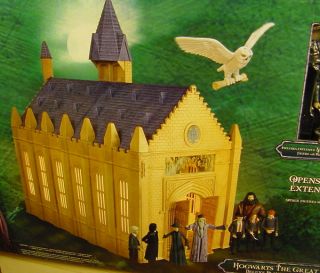 mcgonagall exclusive figure the back an example of the set loose