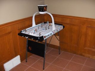 Vintage Coleco 5385 NHL Stanley Cup Playoff Table Top Hockey Game