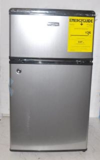Emerson CR500 Compact Refrigerator Freezer 3 1 CU ft New
