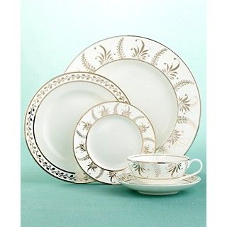 Martha Stewart Collection with Wedgwood Meadow Silver Dinnerware