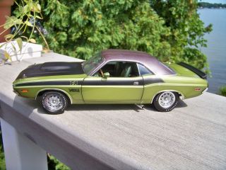 18 Highway 61 1970 Dodge 340 T A Challenger FF4 Green with Gator Top