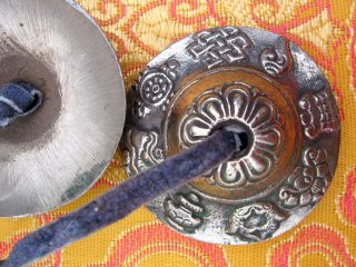 New 8 Auspicious Lucky Symbols Brass Tibetan Buddhist Tingsha Bells