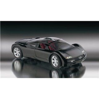   Audi Avus, schwarz   Metall Bausatz 1:18: Spielzeug