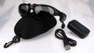 Sportliche Sonnenbrille mit integriertem 1GB  Player und UV Schutz