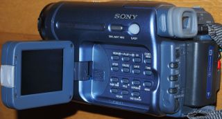 Sony CCD TRV228E Video Hi8 8mm Camcorder