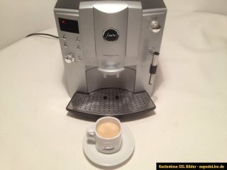 JURA Impressa E25 E 25 Kaffeemaschine Kaffeevollautomat