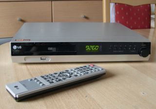 LG HT 362 ST DVD Receiver Heimkino System (DivX zertifiziert)