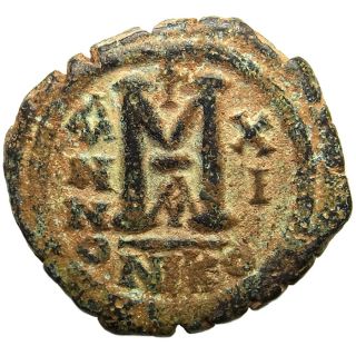 Justin II. with Sophia. Æ Follis. SB 369; DOC 101b; MIBE 46b.