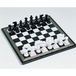 Schachspiel aus Alabaster schwarz/weiß (Höhe König 75mm) 