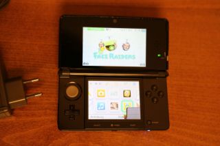 Nintendo 3DS Schwarz Handheld Spielkonsole (PAL)