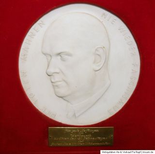 Orig.DDR Meissen Porzellan Medaille Ernst Thälmann im Etui orig