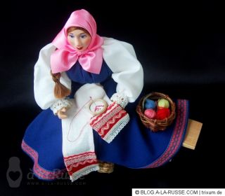 Russische Puppe Näherin Sammlerpuppe Künstlerpuppe Porzellan ethno