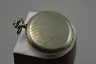 Hier steht eine sehr schöne, alte russische Taschenuhr zum Verkauf.