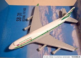 Matchbox Skybuster SB 31 Boeing 747 400 Cathay in Box