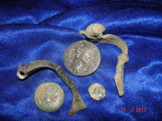 759.Ungereinigte Münzen mit Artefakte