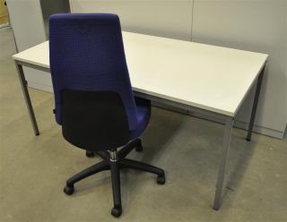 Hochwertiger Schreibtisch der Firma Reiss   160 x 80   Dunkelgraues