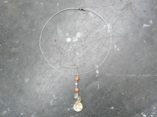 Collier/pendentif argent, corail, perles, phrénites