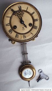 Gustav BeckerKomplettes Uhrwerk mit Pendel & Schlüssel