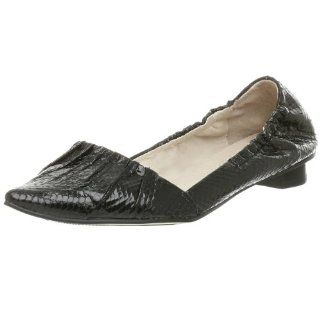 907004 Pointy Toe Snakeskin Flat,Black,37 EU (US Womens 6.5) Shoes