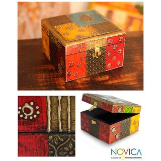Handcrafted Brass Jodhpur Color Repousse Box (India)