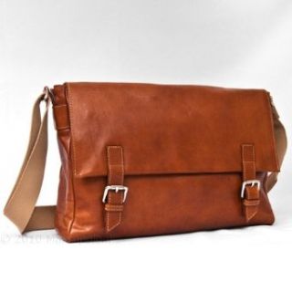 STORIA II   Italian Leather Messenger Bag, Brown: Clothing