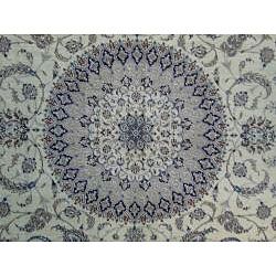 Persian Hand knotted Fine Nain Ivory Wool/ Silk Rug (105 x 135