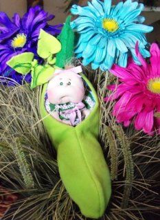 Soft Sculpture Doll in a Peapod Pattern with Instruction