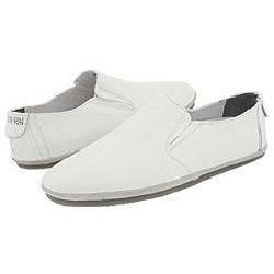Kenneth Cole Reaction Wild Card White