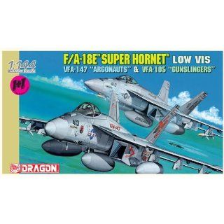 Dragon 1/144 F/A 18E Super Hornet (Twin Pack): Toys